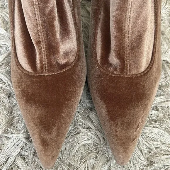 NWOB Jeffrey Campbell Florette Velvet Pointed Toe Sock Ankle Boots Tan size 8.5