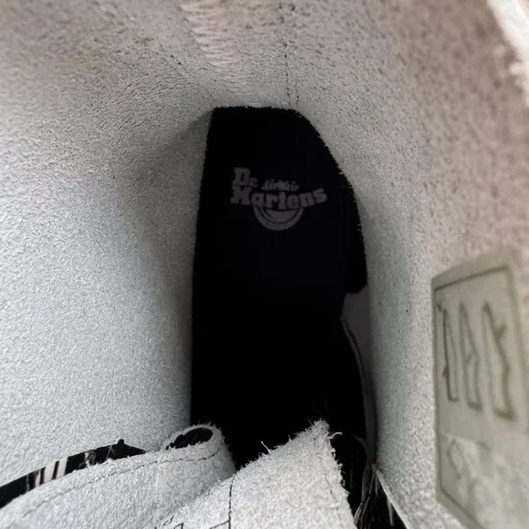 NWOT Dr Martens 1460 Pascal Marble Black/White Ankle 8 hole Boots - EU 38/ US 7