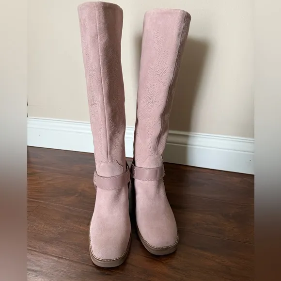 NWOT Elegant Pink Soft Suede Knee-High Lucky Brand Women's Boots-Size 5.5