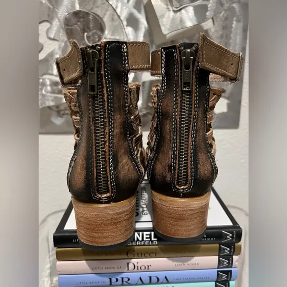 NWOT Freebird by Steven- Galileo Sandal- Brown Braided Leather- Peep Toe- Size 8