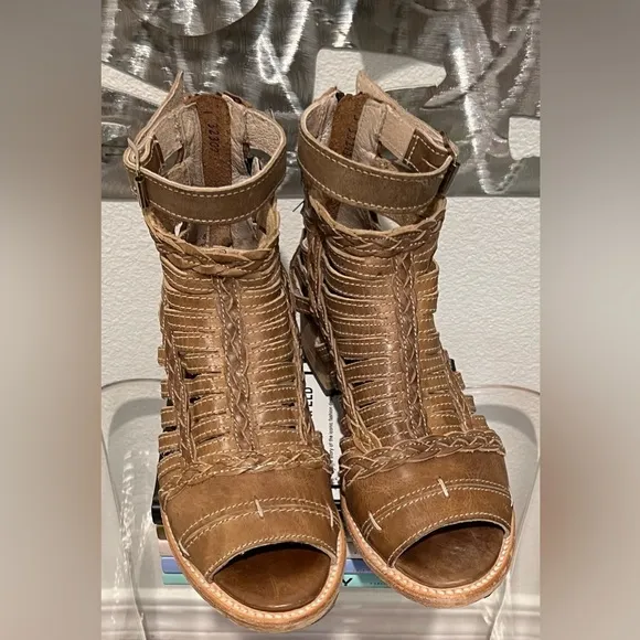 NWOT Freebird by Steven- Galileo Sandal- Brown Braided Leather- Peep Toe- Size 8