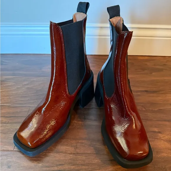 NWOT Ganni Elegant Chestnut Brown Leather Ankle Boots-Size 5, Euro 35