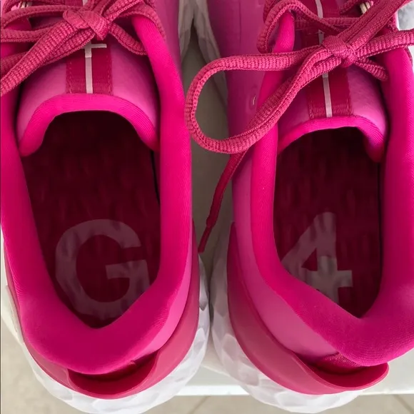 😍NWOT G/FORE HOT PINK WOMEN'S MG4  GOLF ⛳️SHOES - 8.5!