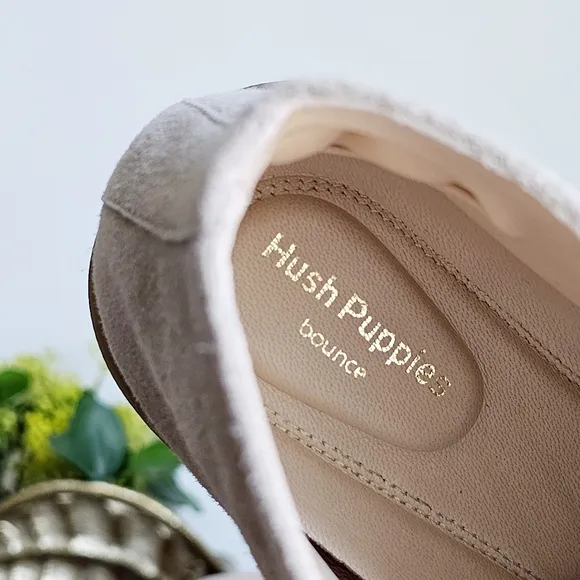 NWOT Hush Puppies Bailey Chukka 2 Genuine Leather Suede Beige Tan Ankle Boots