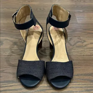 NWOT Marc Fisher Wonen’s Denim Blue Wedge Sandals with Ankle Strap Size 7.5