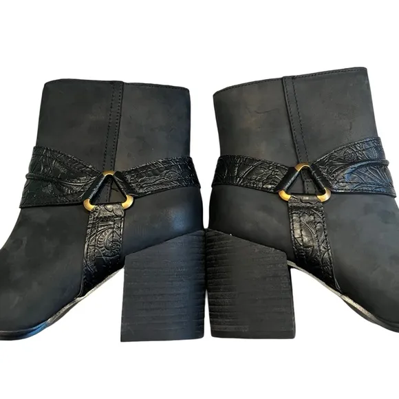 NWOT, Vionic Carnelia Ankle Boots - Black - Water Repellant Leather, Sz 7