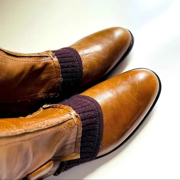 NWT Apepazza Zebu Leather Knit Boots