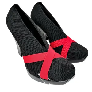NWT Charleston Shoe Co. Wedge Heel Shoes Black Red Knit SZ 9