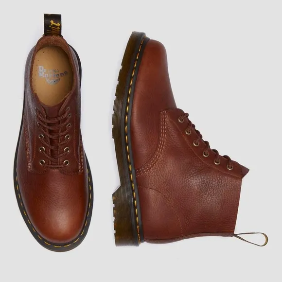 NWT DR MARTENS 101 Ambassador Leather Ankle Boots!