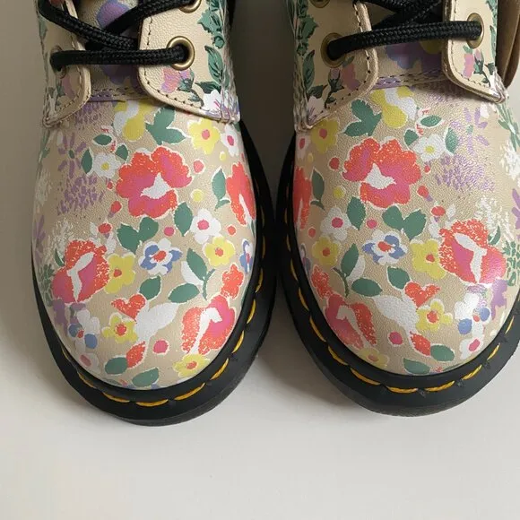 NWT Dr. Martens 1460 Floral Mashup Parchment Beige Women's Leather Boots Size 6