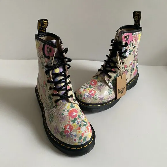 NWT Dr. Martens 1460 Floral Mashup Parchment Beige Women's Leather Boots Size 6