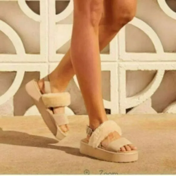 NWT EMU Australia Sheepskin Durack Stinger Sandals