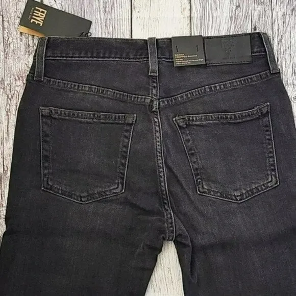 NWT FRYE Sienna Mid Rise Cropped Denim Skinny Jeans