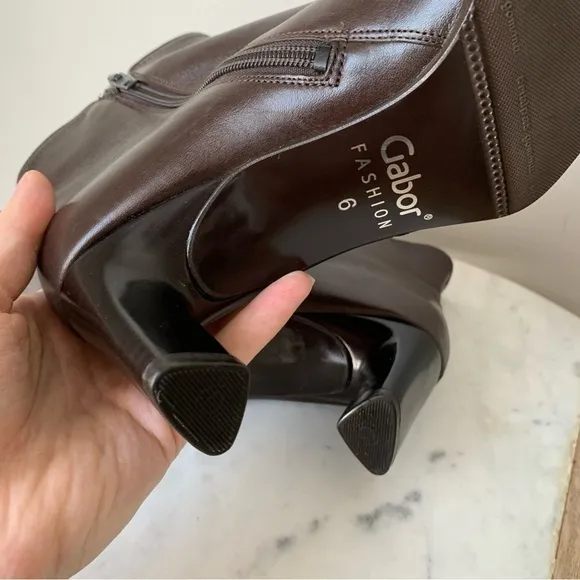 Nwt Gabor Made in Austria Brown Leather Heel Ankle Boots size 6