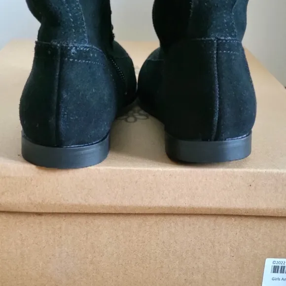 ♥️NWT♥️ JOYFOLIE GIRLS GENUINE SUEDE LACE UP BOOTS