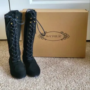 ♥️NWT♥️ JOYFOLIE GIRLS GENUINE SUEDE LACE UP BOOTS