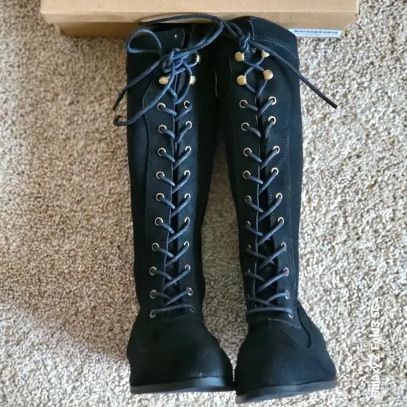 ♥️NWT♥️ JOYFOLIE GIRLS GENUINE SUEDE LACE UP BOOTS