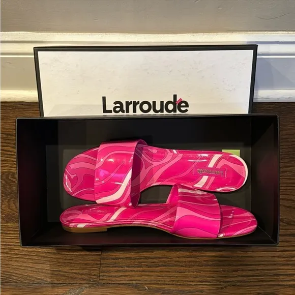 NWT Larroude Ivy sandals