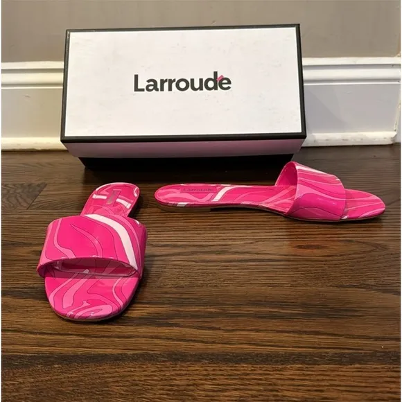 NWT Larroude Ivy sandals
