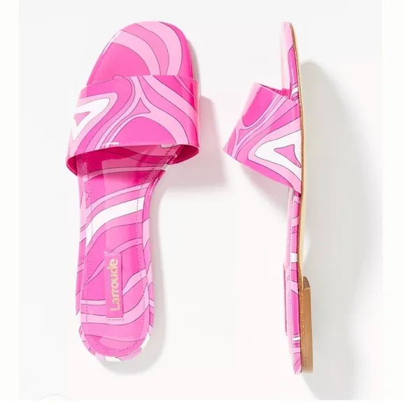NWT Larroude Ivy sandals