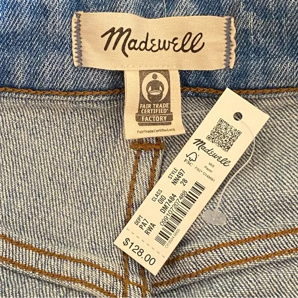 NWT Madewell Curvy 90s Straight Jeans Women's Size 28 NEW Distressed Modern