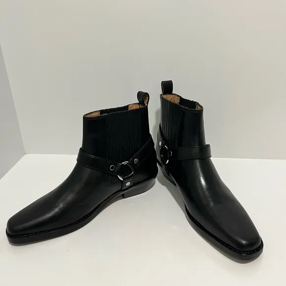NWT Madewell The Santiago Western Ankle Boot in true black leather 7 comfortable