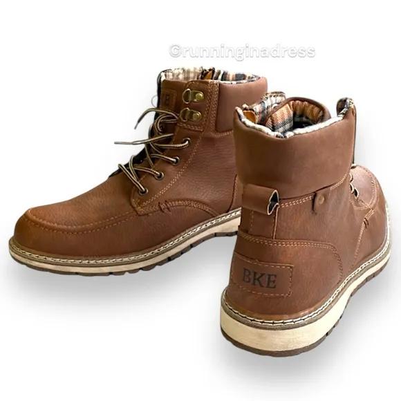 NWT Men's BKE From Buckle Midtown Boot in Color Cognac With Plaid Lining Size 10