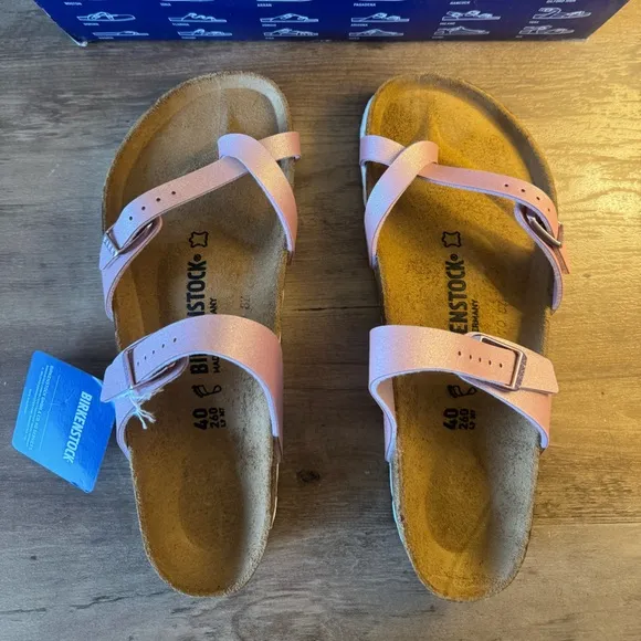 NWT Metallic Mayari Sandal by Birkenstock in Icy Rose Color