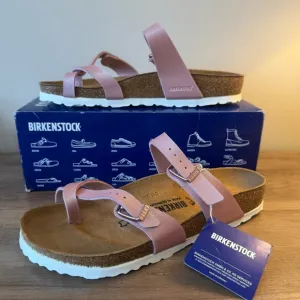 NWT Metallic Mayari Sandal by Birkenstock in Icy Rose Color