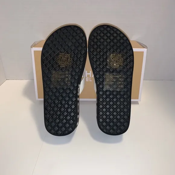 NWT Michael kors Sandals For Girl New