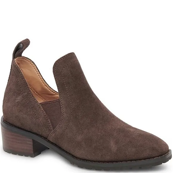 NWT NWOB $130 BlondoSandra Waterproof Suede Booties