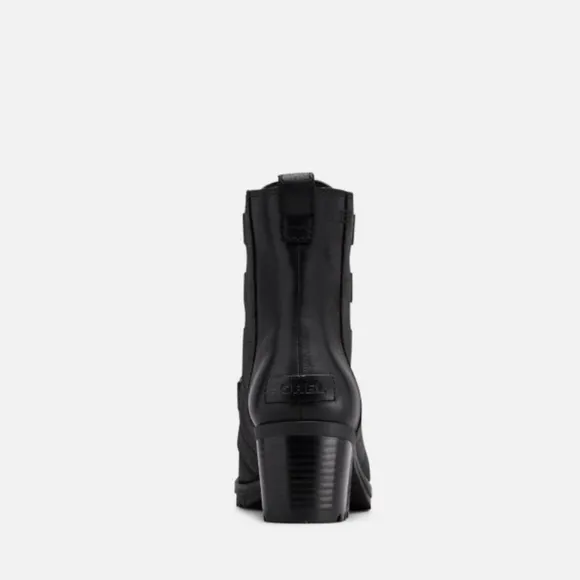 NWT Sorel Cate Lace Up Boots