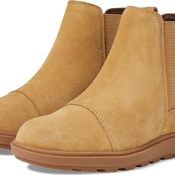 NWT Sorel Evie II Chelsea Pull On Women's Boots Caribou Buff/Gum Tan 7.5 &amp; 9