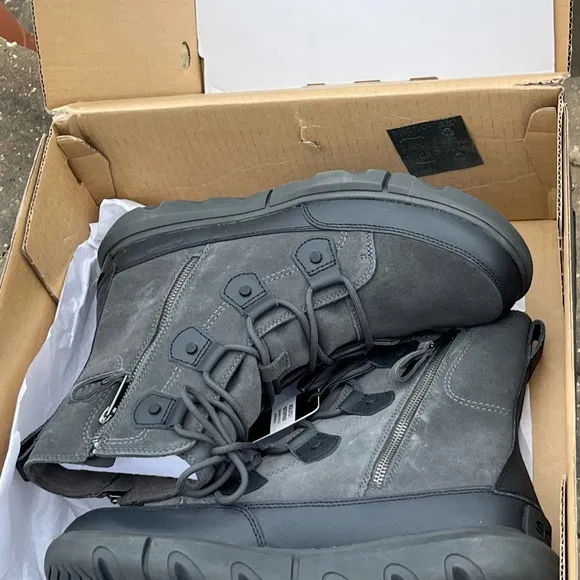 NWT Sorel Mens Explorer Waterproof Double Zip Gray Boots Size 10