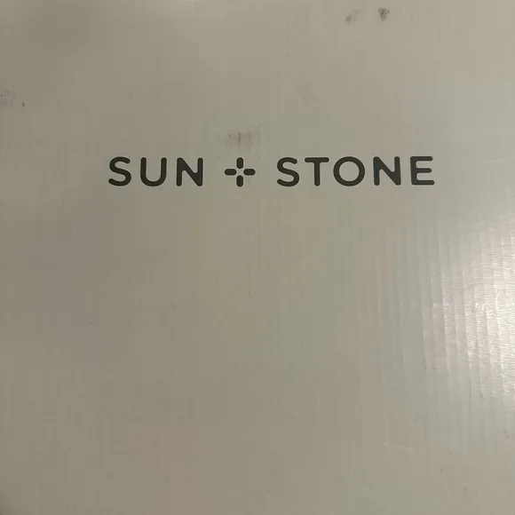 NWT SUN   STONE Elegant Black Ankle Boots