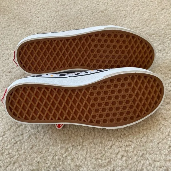 NWT Vans Doheny Floral Checkerboard Sneakers