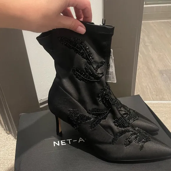 NWT ZARA BLACK SATIN PULL ON POINTED TOE ANKLE BOOTS US8/ EUR 39