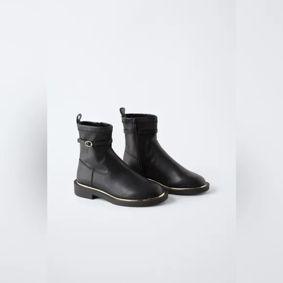 NWT ZARA METALLIC DETAIL ANKLE BOOTS