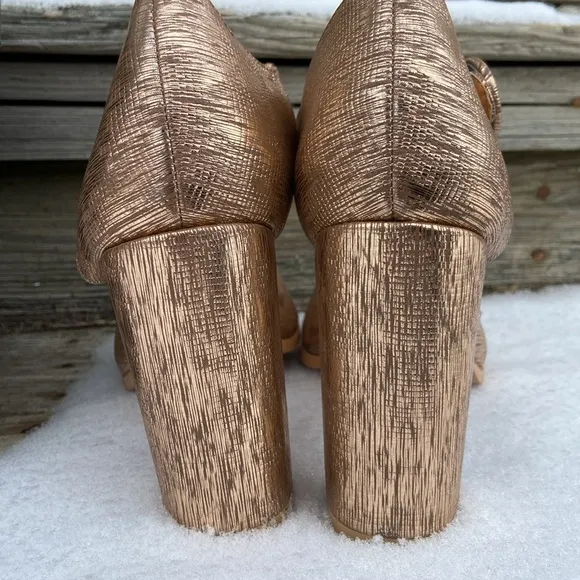 N.Y.L.A. Olysing Metallic Rose Gold T-Strap Block Heel Shoes Women's Size 11