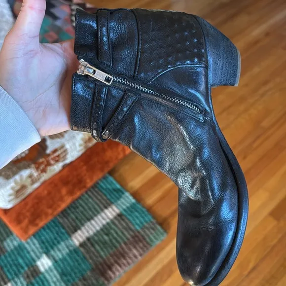 Officine Creative Black Leather Ankle Boots