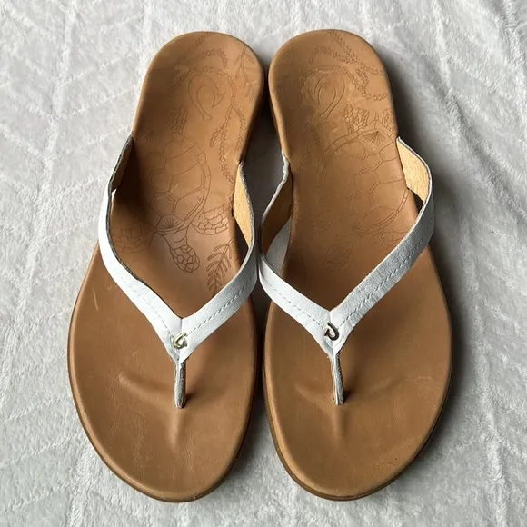 OluKai Honu Flip Flop Sandals