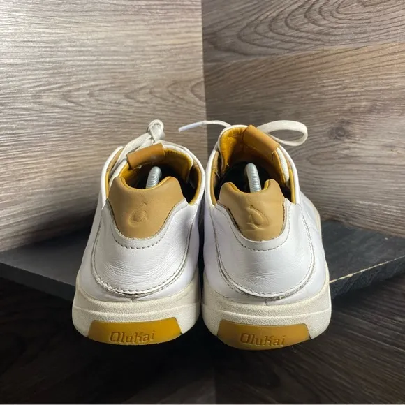 Olukai Lae’ahi li’ili white lace sneakers