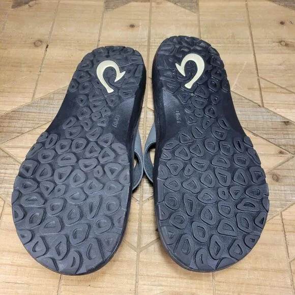 🔥 OluKai Ohana Sandals Men 9 M Gray Black Flip Flop Slides Fish Slippers Thong