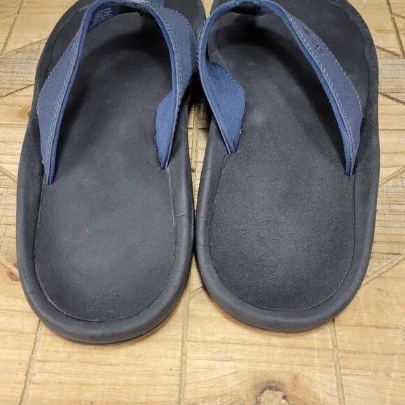 🔥 OluKai Ohana Sandals Men 9 M Navy Black Flip Flop Slides Fish Slippers Thong