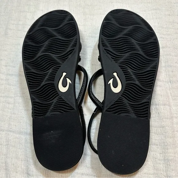 OLUKAI Tiare Women's Strappy Sandals, Leather &amp; Stylish Design, Black Size 9