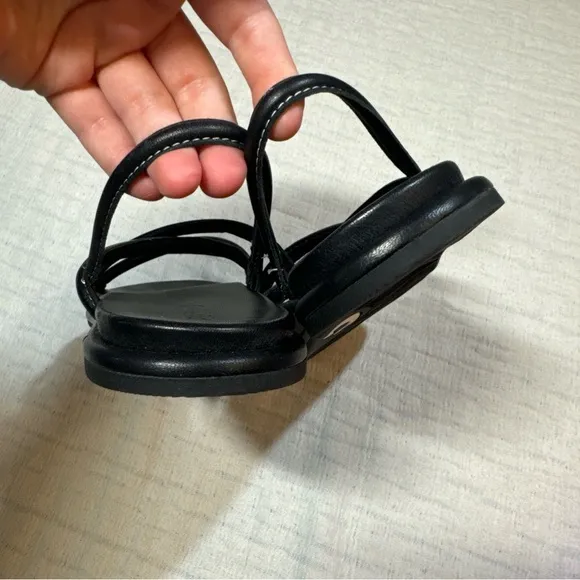 OLUKAI Tiare Women's Strappy Sandals, Leather &amp; Stylish Design, Black Size 9