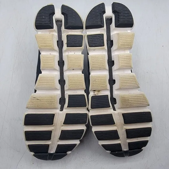 On Cloud 5 Womens 8.5 Black White Athletic Sneaker Shoes Outdoor Casual Running