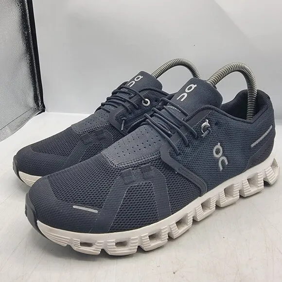 On Cloud 5 Womens 8.5 Black White Athletic Sneaker Shoes Outdoor Casual Running
