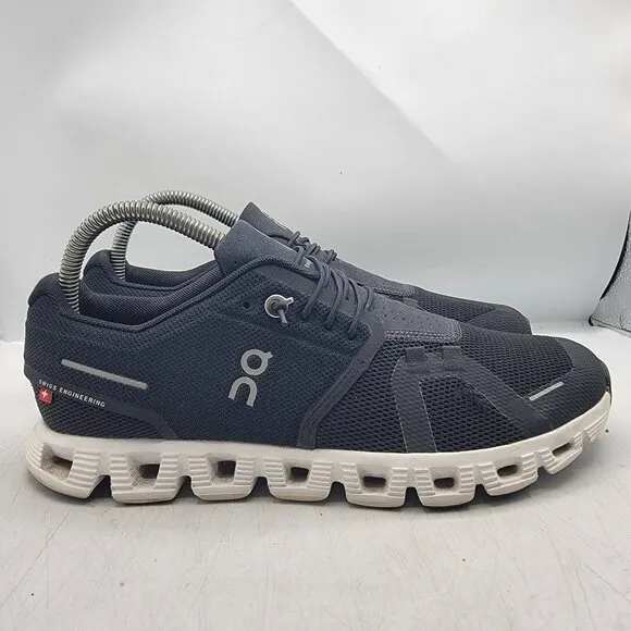On Cloud 5 Womens 8.5 Black White Athletic Sneaker Shoes Outdoor Casual Running