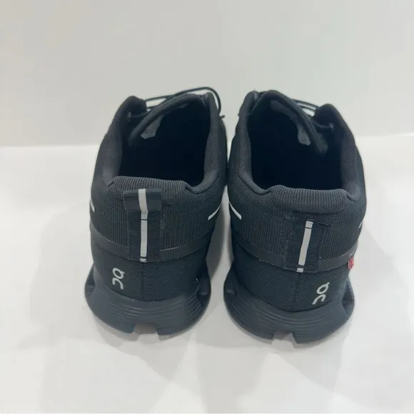 On Running Cloud 5  Waterproof Men’s Shoes
